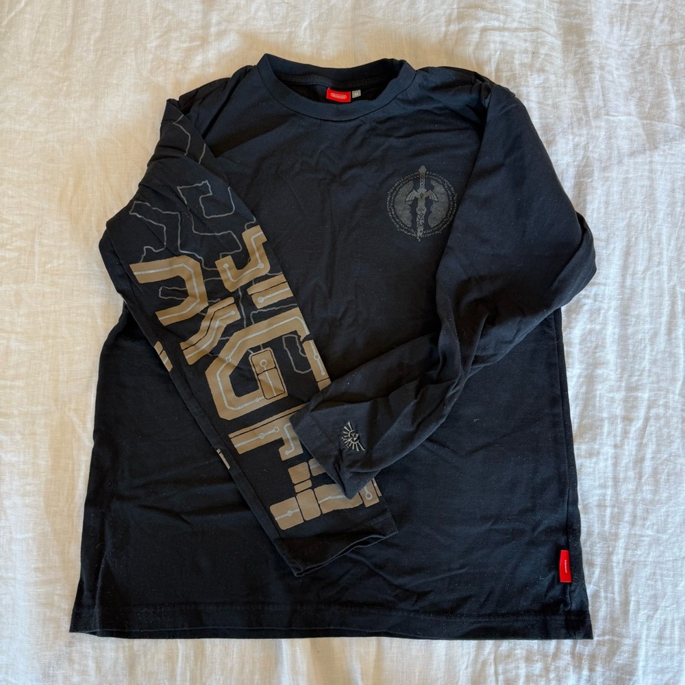 Nintendo Black Legend of Zelda Long Sleeve